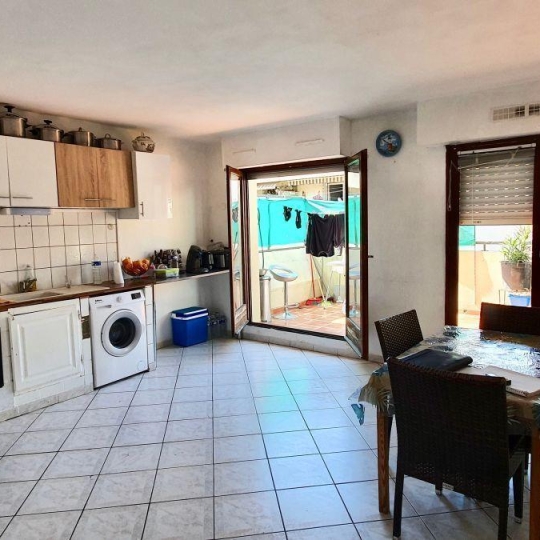  Annonces SANARY : Appartement | TOULON (83000) | 48 m2 | 114 000 € 